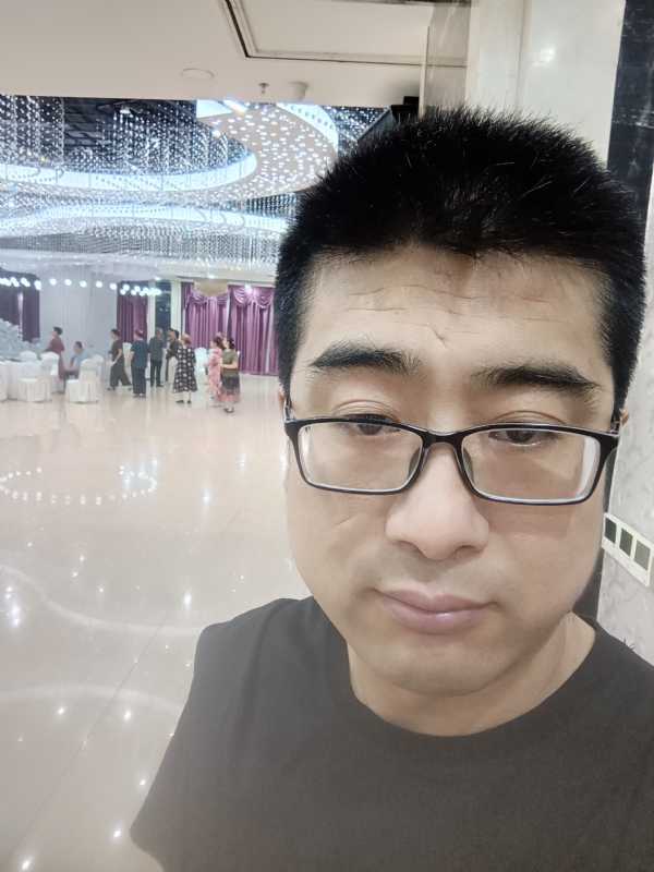 晴天的第三张照片--平顶山相亲服务中心