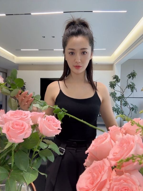 喜糖的第一张照片--平顶山相亲服务中心