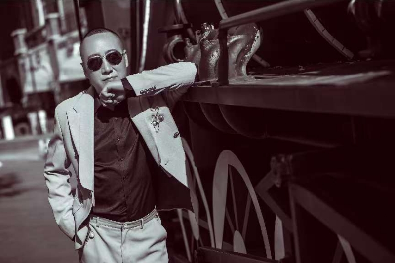 孤独燃烧的第一张照片--平顶山相亲服务中心