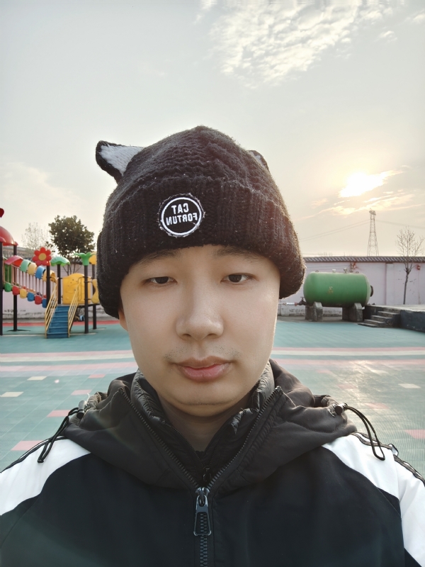 王连杰的第一张照片--平顶山相亲服务中心