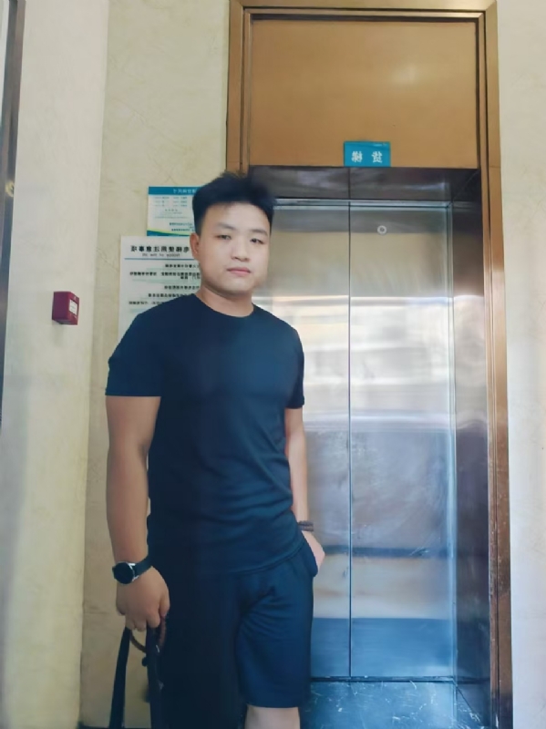 JCY的第一张照片--平顶山相亲服务中心