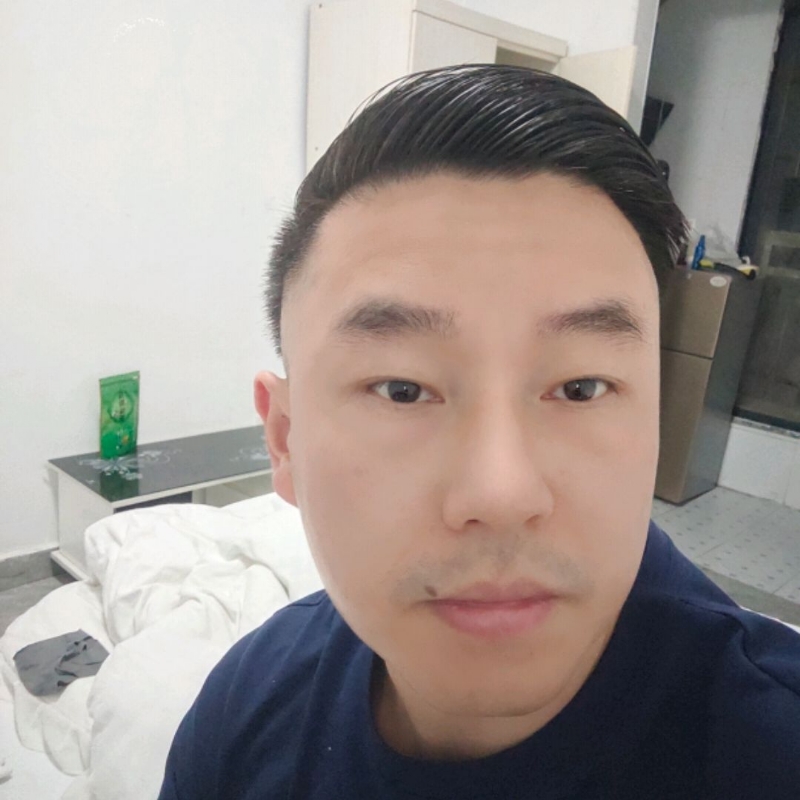 Poluk秦的第一张照片--平顶山相亲服务中心