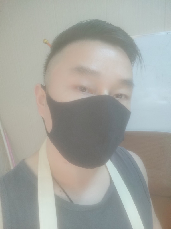 Poluk秦的第二张照片--平顶山相亲服务中心