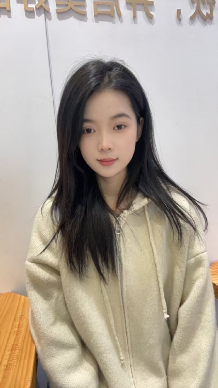 草莓奶昔的第一张照片--平顶山相亲服务中心