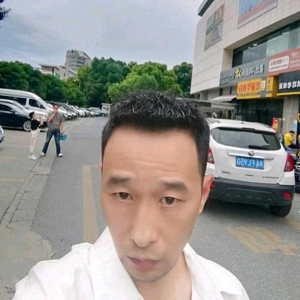 小林的第一张照片--平顶山相亲服务中心