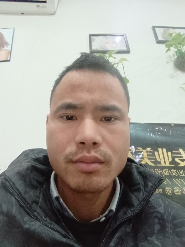 liuliyong的第一张照片--平顶山相亲服务中心