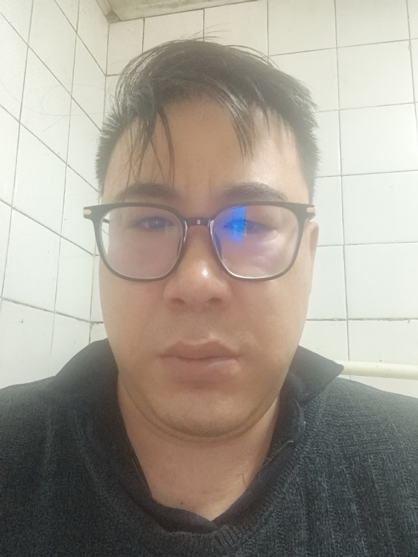 迷失自我的第一张照片--平顶山相亲服务中心