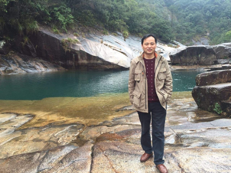 龙行天下的第一张照片--平顶山相亲服务中心