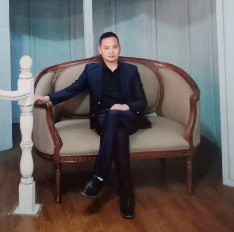 龙行天下的第二张照片--平顶山相亲服务中心