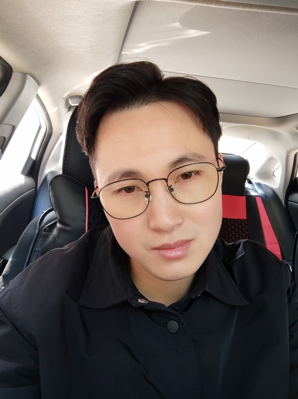 沉默先绅的第一张照片--平顶山相亲服务中心