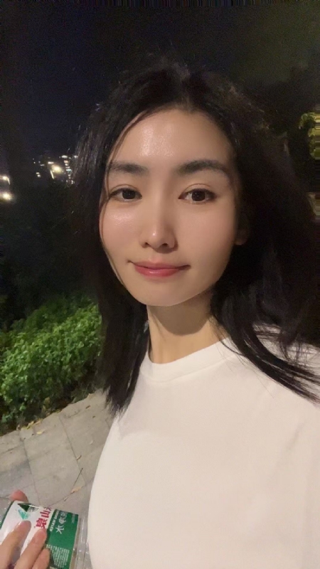 pan的第一张照片--平顶山相亲服务中心