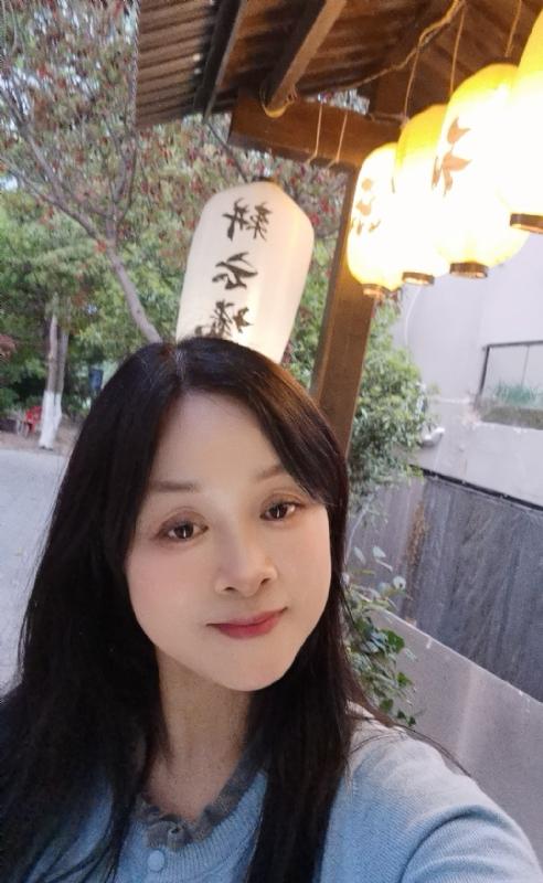 伊伊的第一张照片--平顶山相亲服务中心