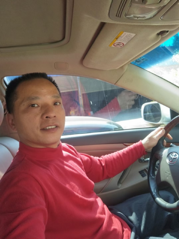 真诚征婚的第三张照片--平顶山相亲服务中心