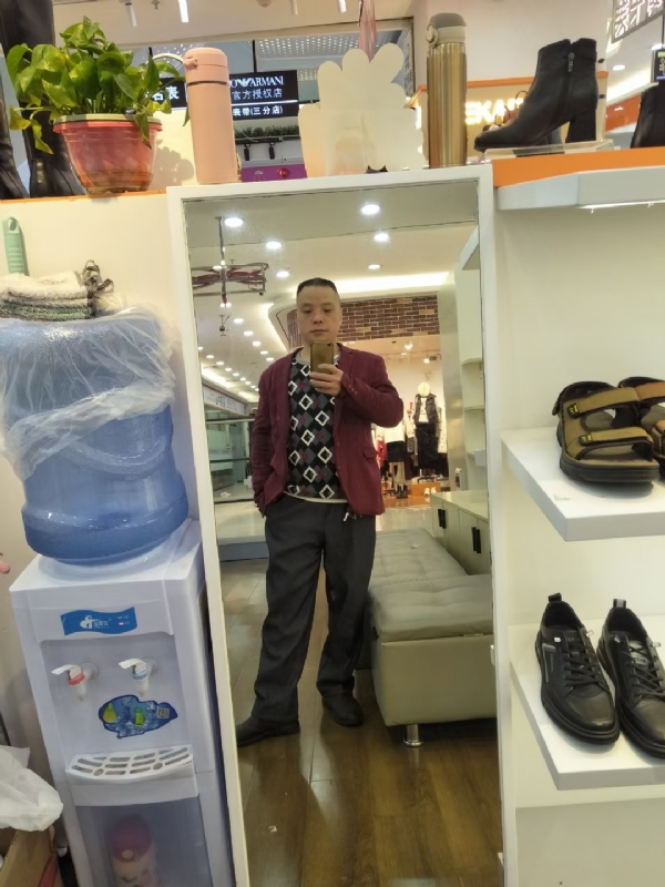 真诚征婚的第四张照片--平顶山相亲服务中心