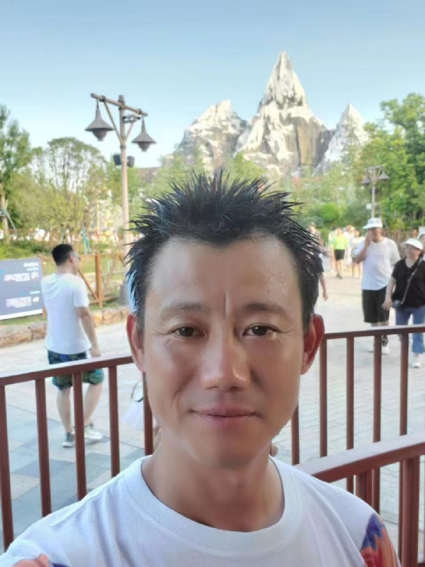 艾氏涂料博的第一张照片--平顶山相亲服务中心