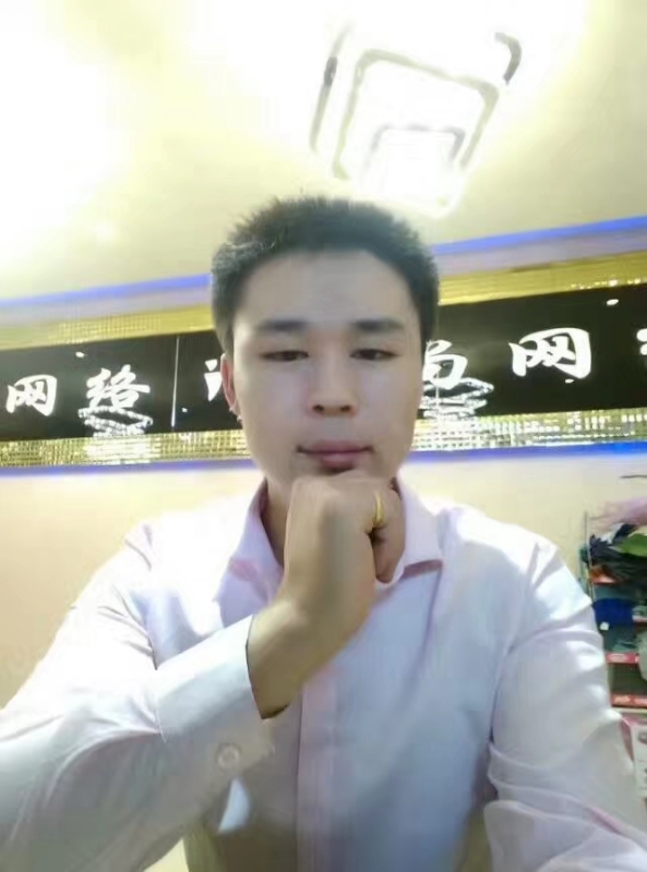 沉默寡言的第一张照片--平顶山相亲服务中心