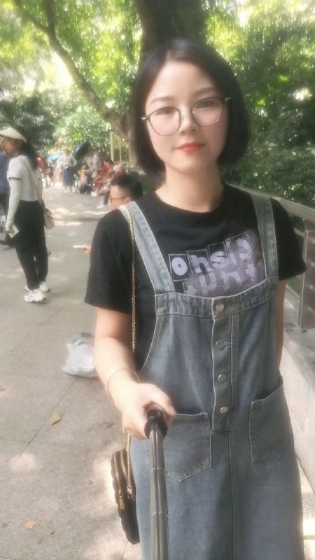 如燕的第一张照片--平顶山相亲服务中心