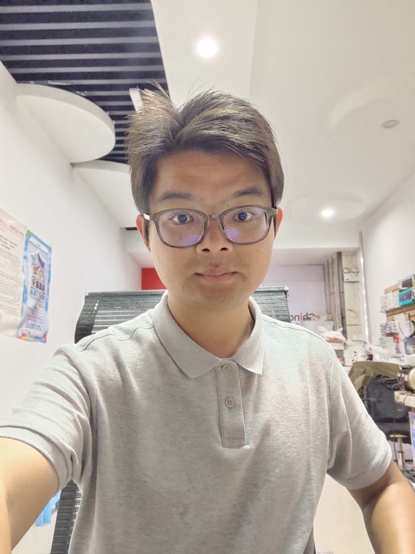 华兴通讯的第一张照片--平顶山相亲服务中心