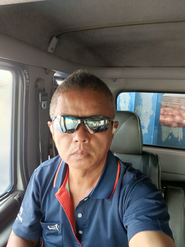 台灣合的第一张照片--平顶山相亲服务中心