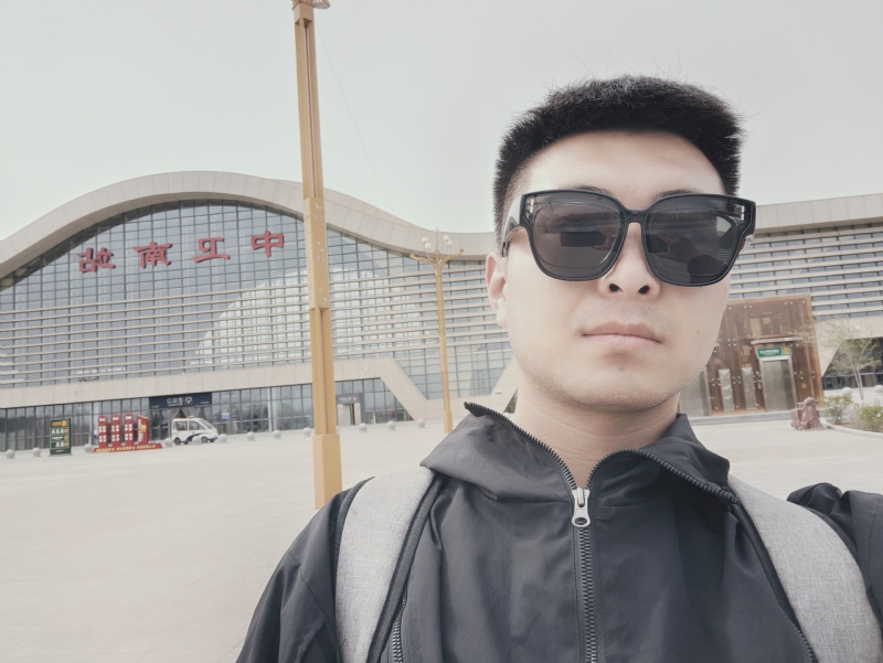 起因的第一张照片--平顶山相亲服务中心