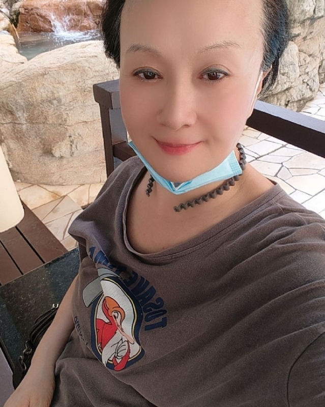 hong的第三张照片--平顶山相亲服务中心