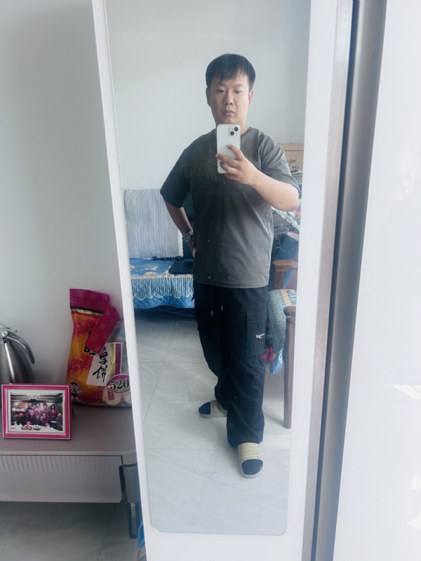 黄先生的第一张照片--平顶山相亲服务中心