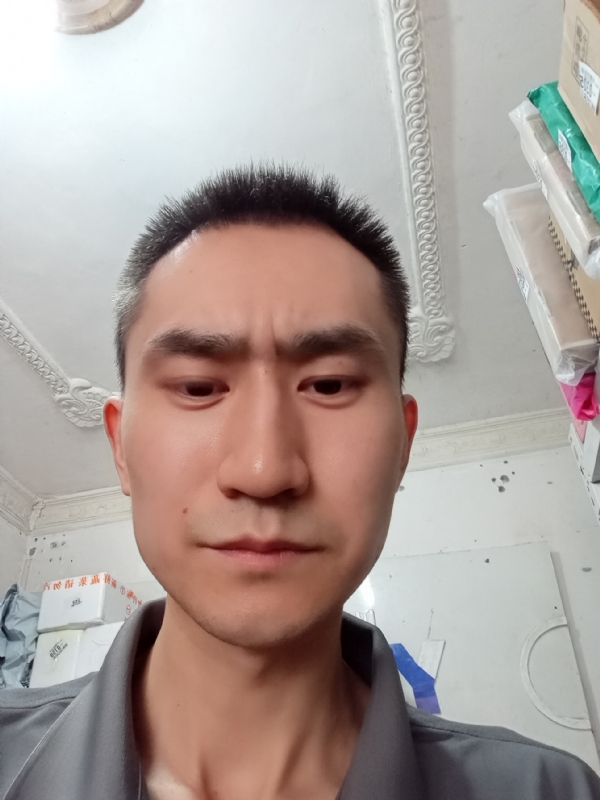 西门吹雪的第一张照片--平顶山相亲服务中心