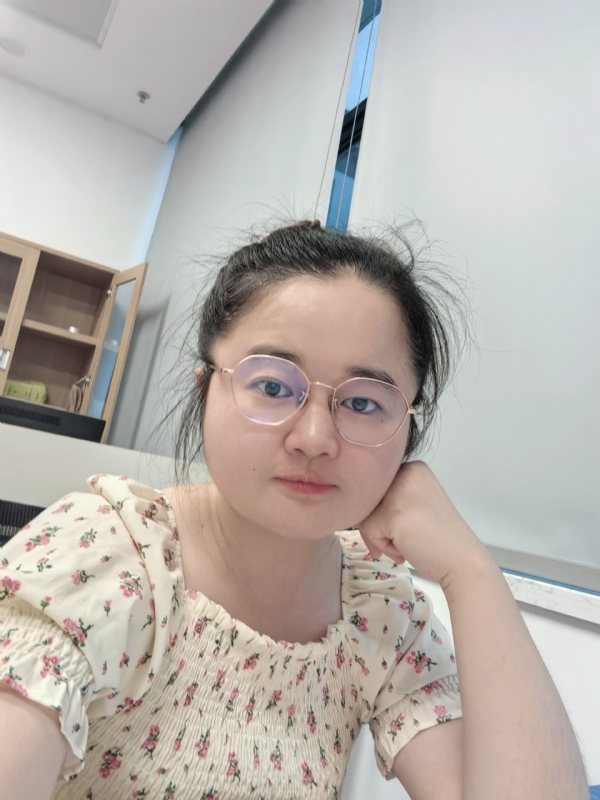 盼盼的第一张照片--平顶山相亲服务中心