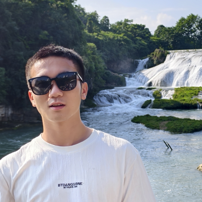 飞殷的第一张照片--平顶山相亲服务中心