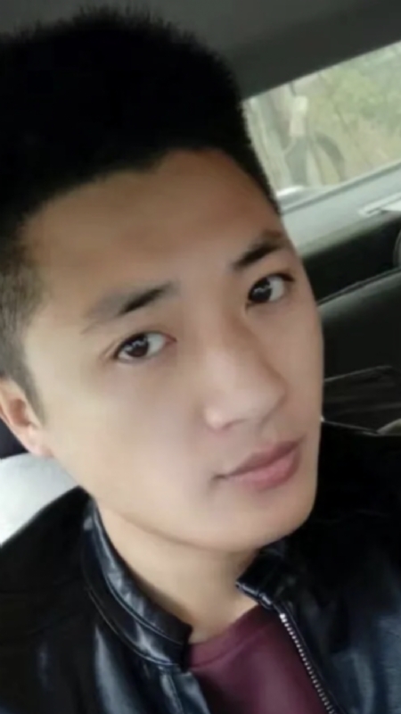 小汤米的第二张照片--平顶山相亲服务中心