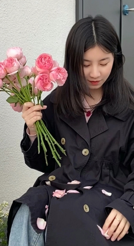 盐盐很甜的第二张照片--平顶山相亲服务中心