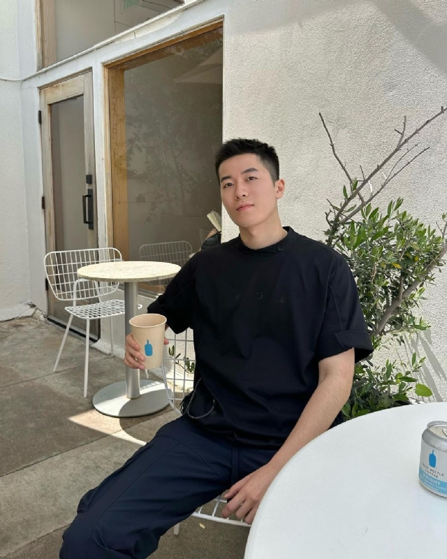 VV的第二张照片--平顶山相亲服务中心