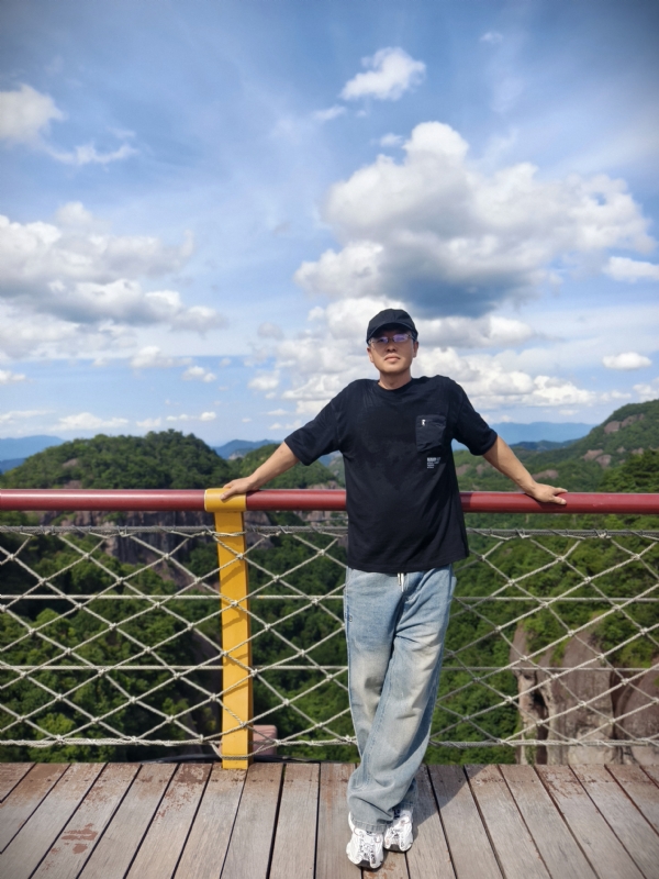 我心飞翔cjb的第一张照片--平顶山相亲服务中心