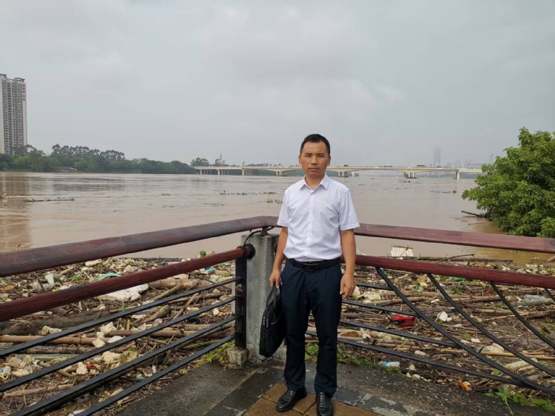 石泽根的第一张照片--平顶山相亲服务中心