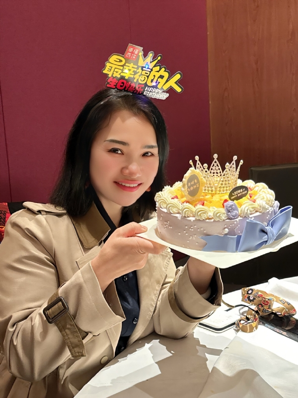 Apple的第一张照片--平顶山相亲服务中心