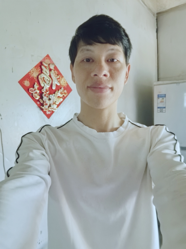 夏风微凉的第一张照片--平顶山相亲服务中心