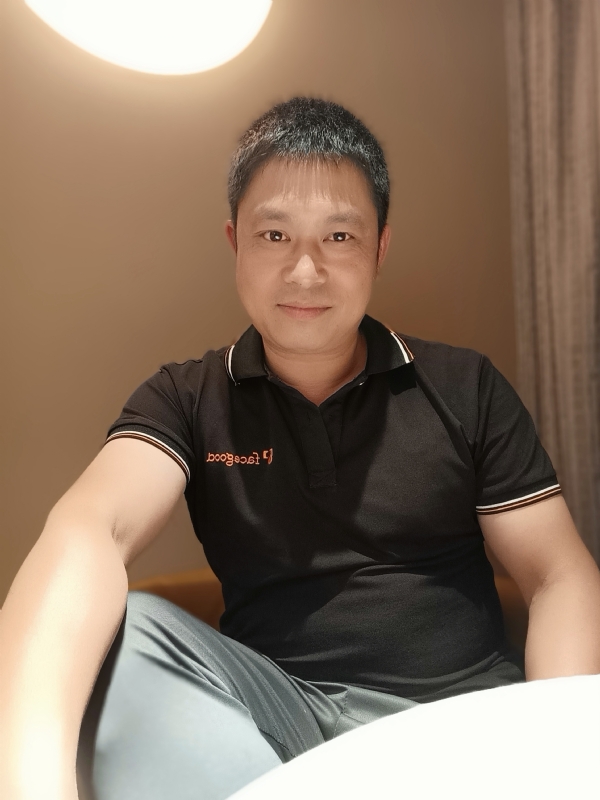 影子的第一张照片--平顶山相亲服务中心