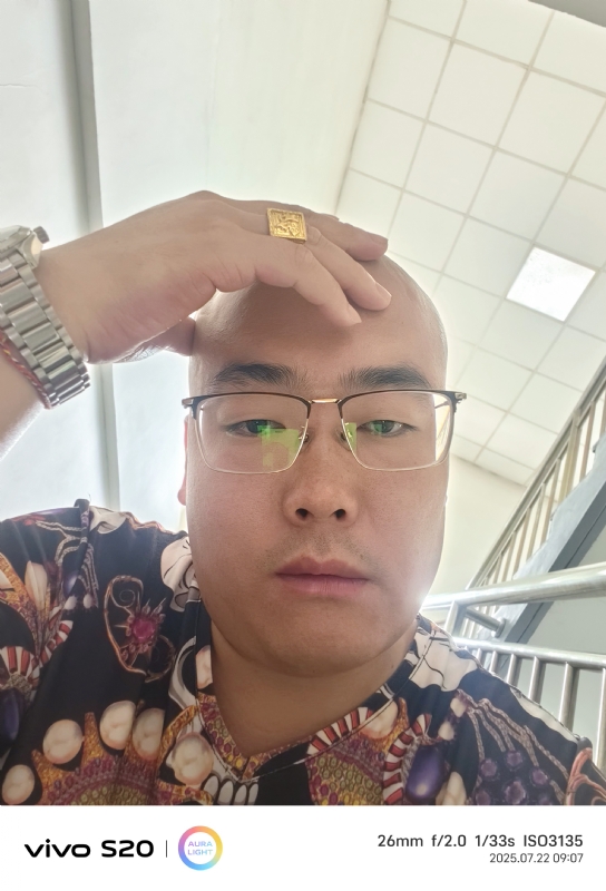 一生诺言的第五张照片--平顶山相亲服务中心