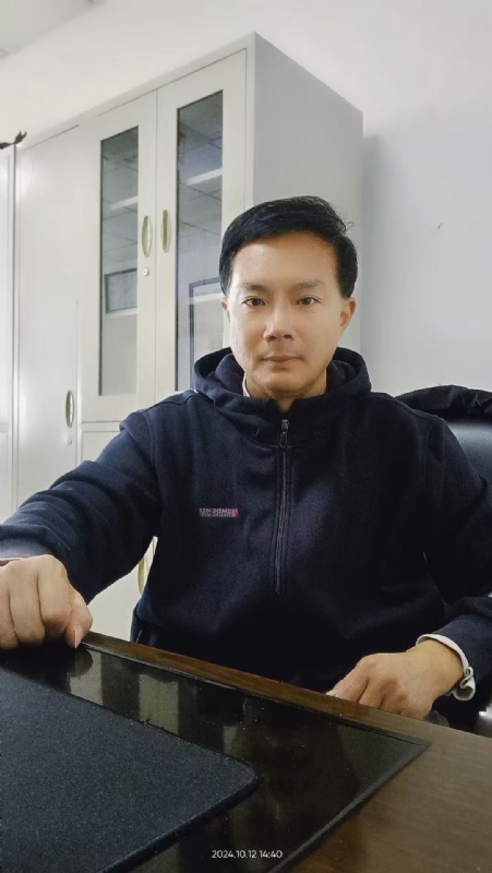 枫叶的第一张照片--平顶山相亲服务中心