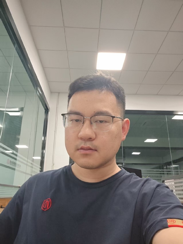 雨落浅响的第一张照片--平顶山相亲服务中心