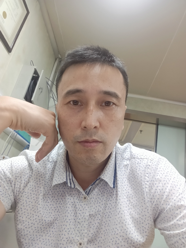 笑看一切的第三张照片--平顶山相亲服务中心