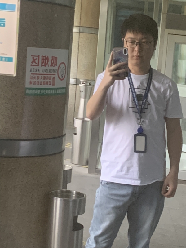 潜伏的第一张照片--平顶山相亲服务中心