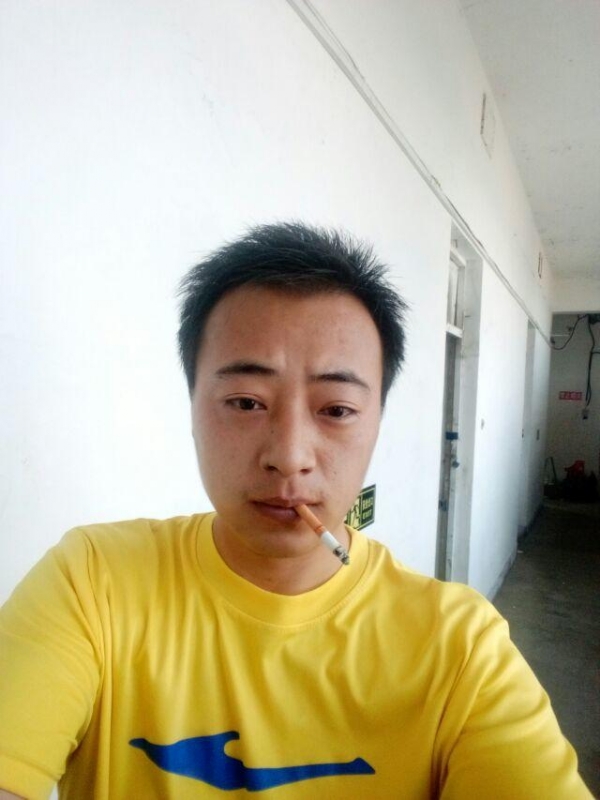 云淡风轻的第二张照片--平顶山相亲服务中心