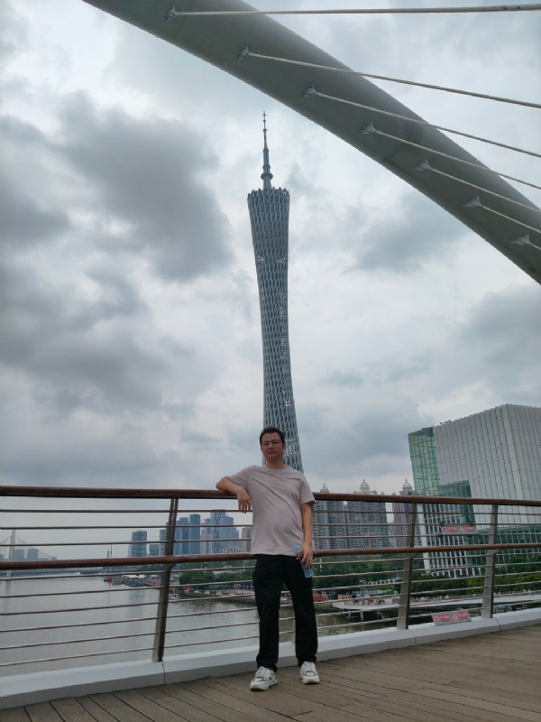 幻胧的第一张照片--平顶山相亲服务中心