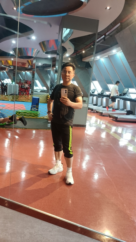 凭水相逢的第一张照片--平顶山相亲服务中心