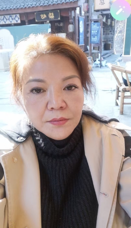 宛霞的第二张照片--平顶山相亲服务中心