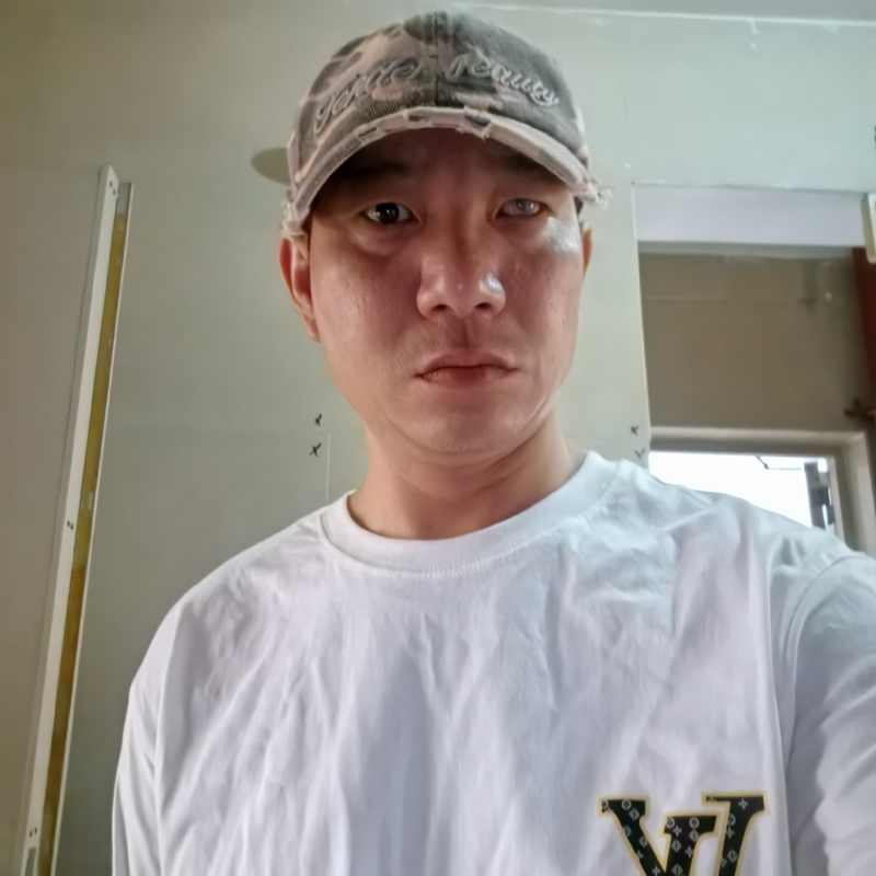 小心做人的第一张照片--平顶山相亲服务中心