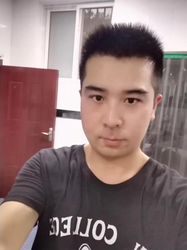 89WANG的第一张照片--平顶山相亲服务中心