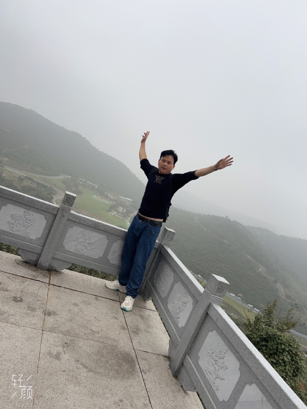 择一人白头偕老的第三张照片--平顶山相亲服务中心