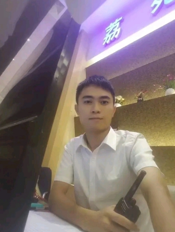 小叶的第二张照片--平顶山相亲服务中心